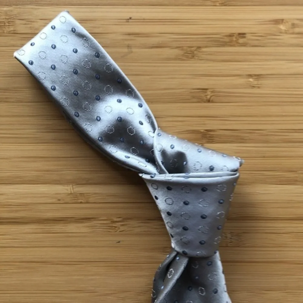 DKNY Silk Tie In Light Silver/Grey